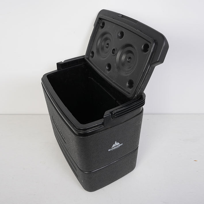 Portable cool boxes, non-electric